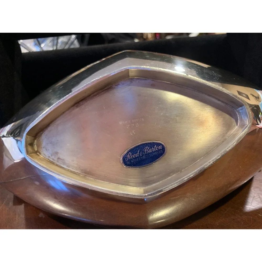Vintage Reed & Barton Silver Plate – Stamped‎ 220 Oval shape 10 inches length